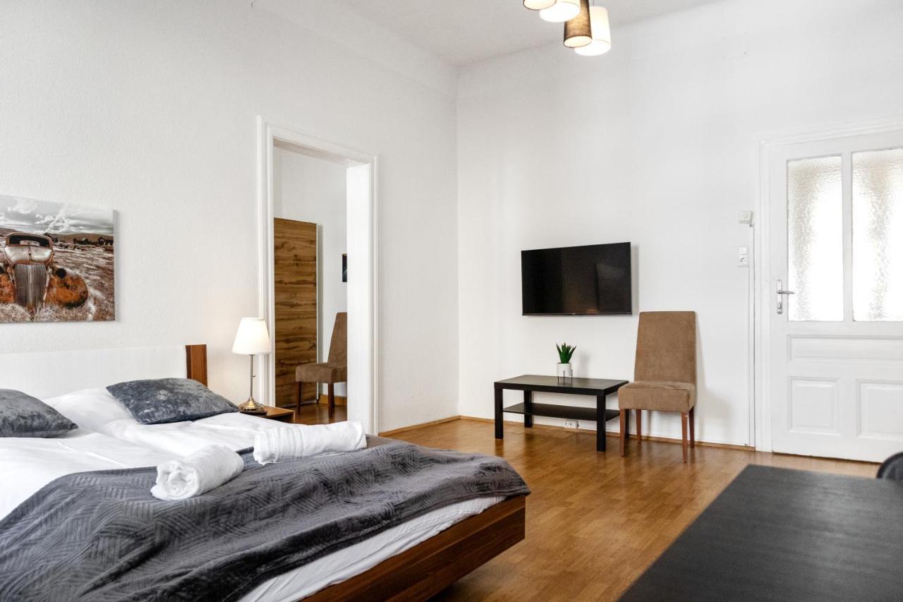 Beautiful 2Br Aptartment 12 Minutes To Downtown Vienna Esterno foto